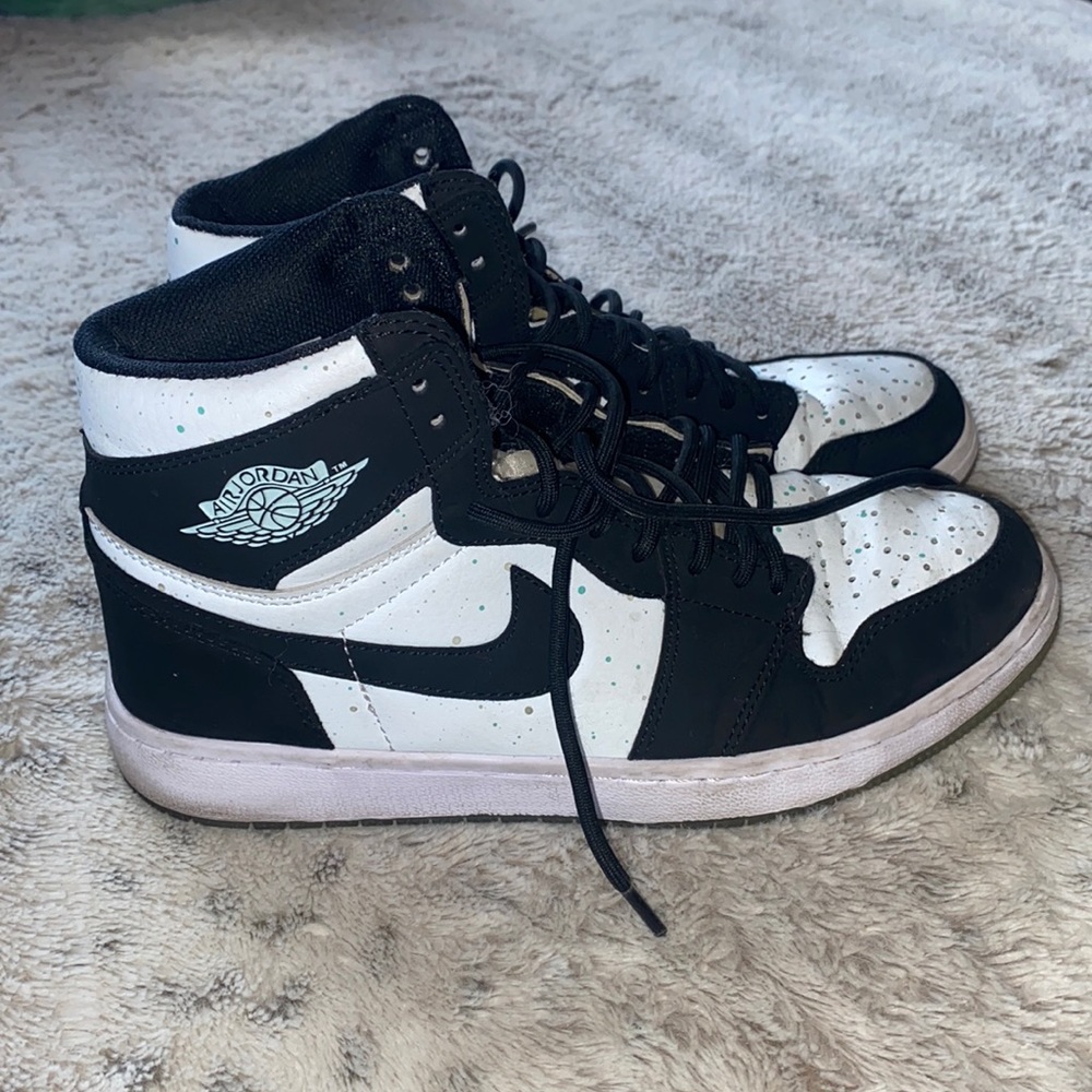 Black and white Glow in the dark Nikes womens 8.5